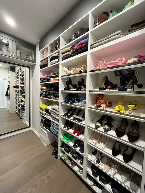 walk in closet mirror